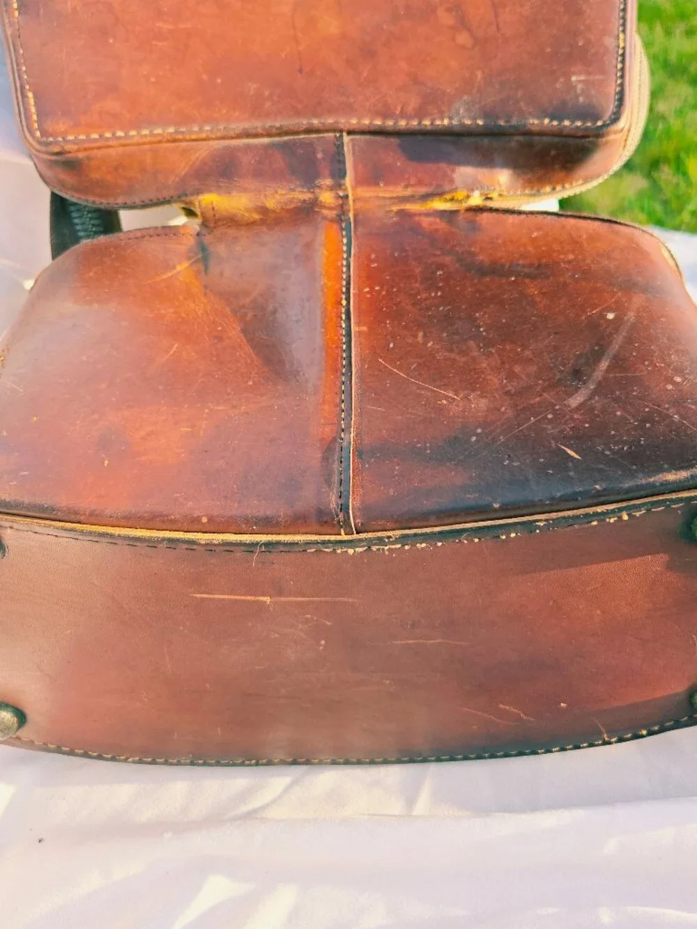 Antique Leather Box Case Damaged Patina Zipper 1940s 1950s Finish Felt Lined